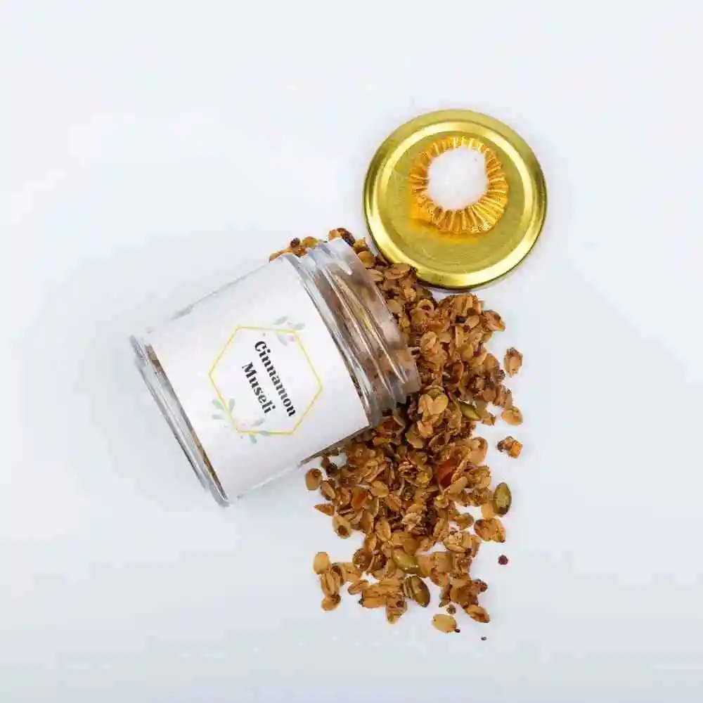 Perfectly spiced cinnamon muesli hamper for gifting